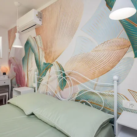 Akvarel - Private Garden Terrace & Bbq Apartment *