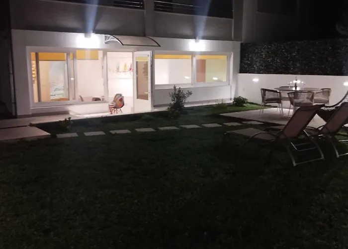 Akvarel - Private Garden Terrace & Bbq Appartamento